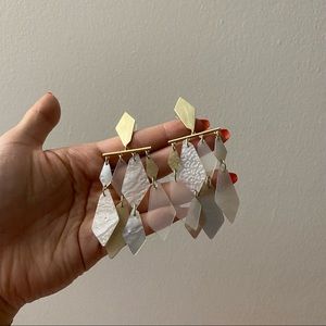 Kendra Scott Hanna Statement Earrings in White Mix